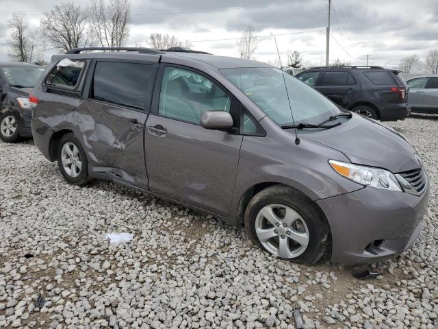 Photo 4 from auction – 2013 TOYOTA SIENNA LE with VIN 5TDKK3DC2DS285330