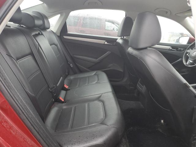 Photo 10 from auction – 2015 VOLKSWAGEN PASSAT S with VIN 1VWAT7A38FC014343