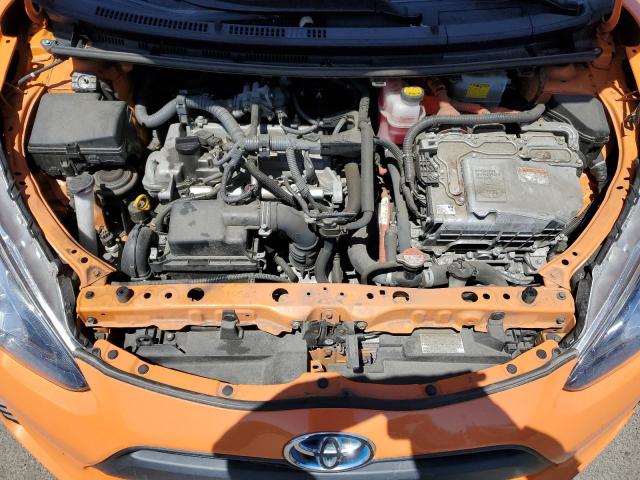 Photo 11 from auction – 2016 TOYOTA PRIUS C with VIN JTDKDTB30G1132735