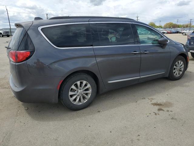 Photo 3 from auction – 2017 CHRYSLER PACIFICA T with VIN 2C4RC1BG5HR734701