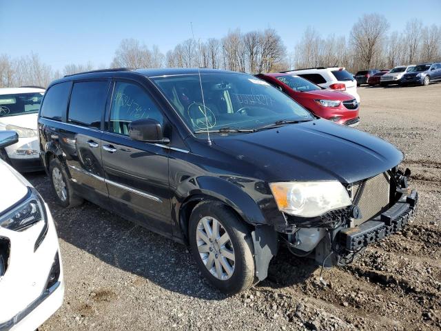 Photo 4 from auction – 2015 CHRYSLER TOWN & COU with VIN 2C4RC1BG9FR699495