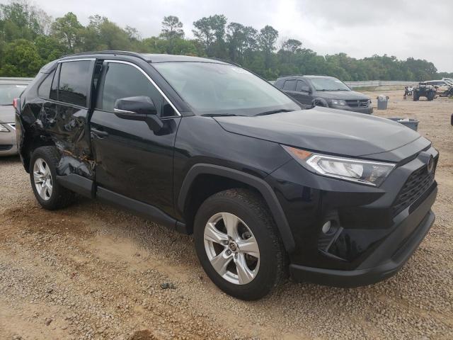 Photo 4 from auction – 2021 TOYOTA RAV4 XLE with VIN 2T3W1RFV7MC112473