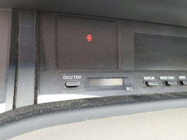 Photo 9 from auction – 2004 TOYOTA AVALON XL with VIN 4T1BF28B94U346597
