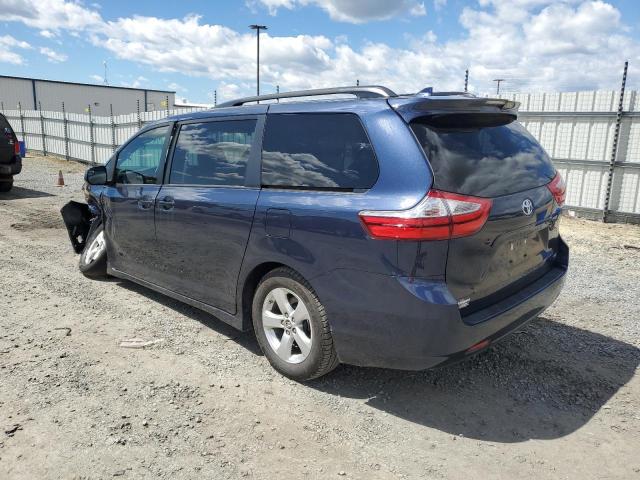 Photo 2 from auction – 2018 TOYOTA SIENNA LE with VIN 5TDKZ3DC1JS913983