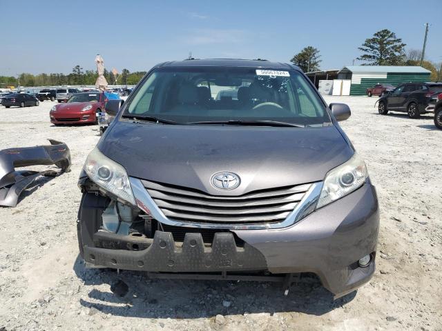 Photo 5 from auction – 2014 TOYOTA SIENNA XLE with VIN 5TDYK3DC4ES446790