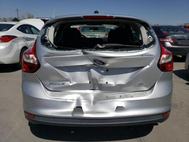 Foto 6 de la subasta – 2014 FORD FOCUS SE con VIN 1FADP3K27EL110326