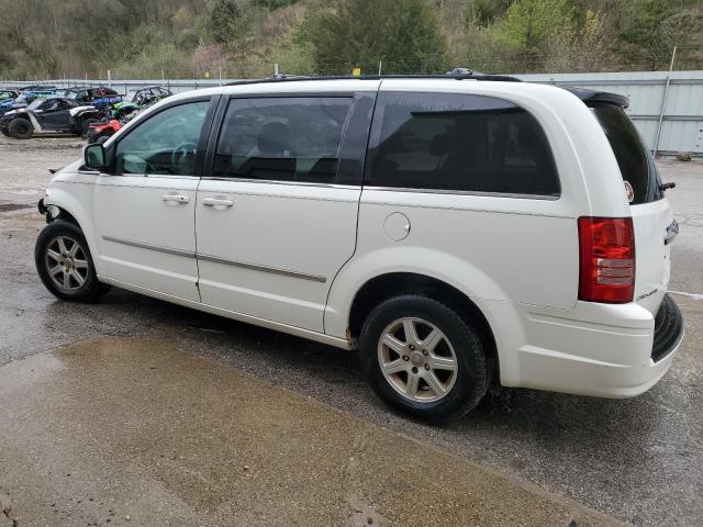 Photo 2 from auction – 2010 CHRYSLER TOWN & COU with VIN 2A4RR5D1XAR301051