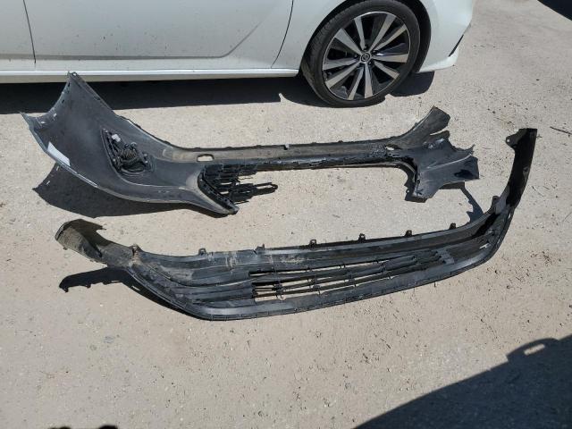 Photo 13 from auction – 2022 TOYOTA HIGHLANDER with VIN 5TDZZRAH5NS130026