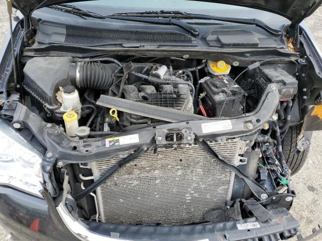 Photo 11 from auction – 2015 CHRYSLER TOWN & COU with VIN 2C4RC1CG7FR727812