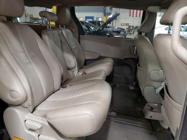 Photo 11 from auction – 2011 TOYOTA SIENNA XLE with VIN 5TDYK3DC7BS102530