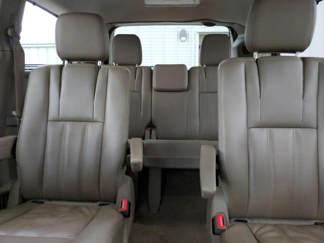 Photo 10 from auction – 2014 CHRYSLER TOWN & COU with VIN 2C4RC1BGXER409893