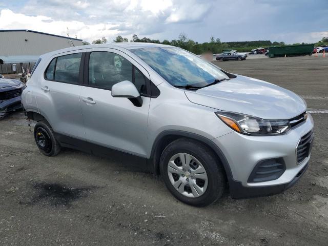Photo 4 from auction – 2018 CHEVROLET TRAX LS with VIN KL7CJKSB1JB572816