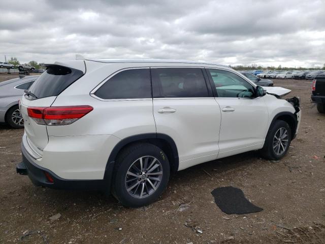 Photo 3 from auction – 2017 TOYOTA HIGHLANDER with VIN 5TDJZRFH5HS427436
