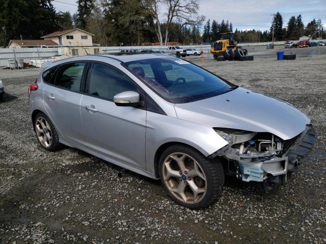 Photo 4 from auction – 2013 FORD FOCUS ST with VIN 1FADP3L91DL191799