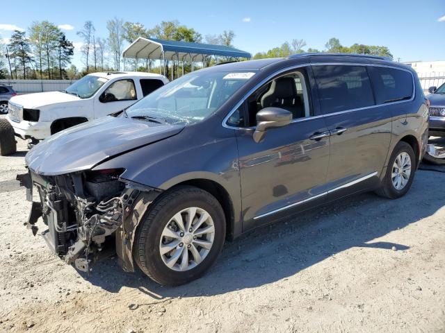 CHRYSLER PACIFICA T 2018 with VIN 2C4RC1BG9JR149707 - Photo from auction