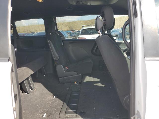 Photo 11 from auction – 2015 DODGE GRAND CARA with VIN 2C4RDGCG8FR570470
