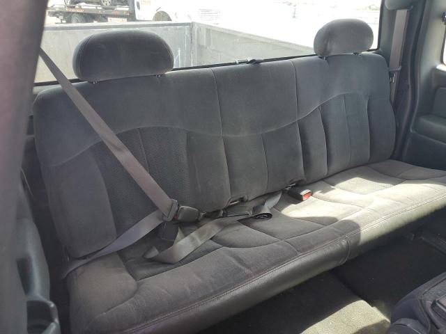 Photo 10 from auction – 2002 CHEVROLET SILVERADO with VIN 2GCEC19T521223304