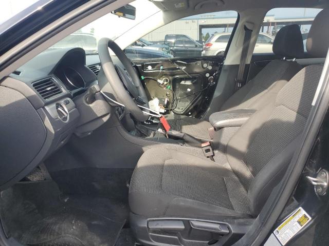 Photo 7 from auction – 2016 VOLKSWAGEN PASSAT S with VIN 1VWAT7A31GC004366