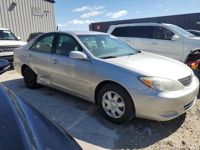 Photo 4 from auction – 2004 TOYOTA CAMRY LE with VIN 4T1BE32K14U850899