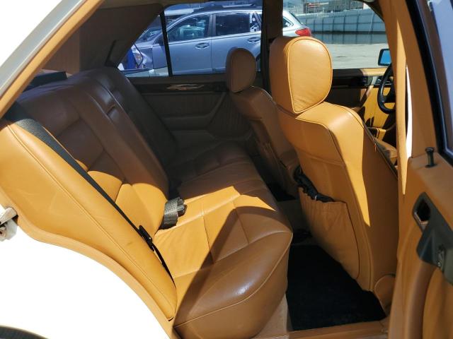 Photo 10 from auction – 1994 MERCEDES-BENZ E 320 with VIN WDBEA32E5RC048522