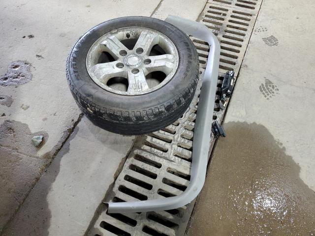 Photo 13 from auction – 2006 KIA SORENTO EX with VIN KNDJC733965657305
