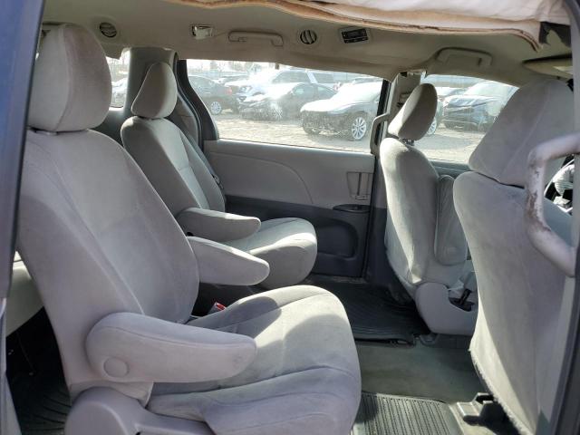 Photo 11 from auction – 2017 TOYOTA SIENNA with VIN 5TDZZ3DC3HS865136