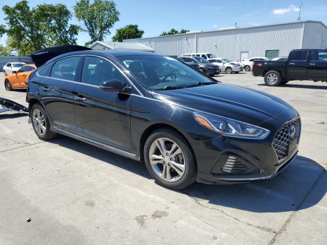 Photo 4 from auction – 2019 HYUNDAI SONATA LIM with VIN 5NPE34AF2KH822053