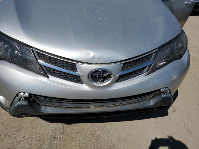 Photo 12 from auction – 2013 TOYOTA RAV4 LE with VIN JTMZFREV5D5016590