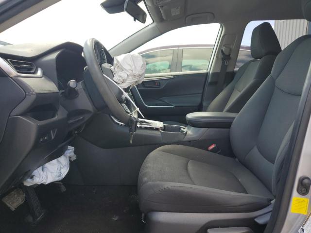 Photo 7 from auction – 2019 TOYOTA RAV4 LE with VIN JTMH1RFV3KD006197