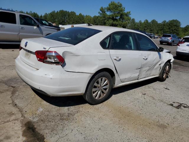 Photo 3 from auction – 2015 VOLKSWAGEN PASSAT S with VIN 1VWAT7A36FC019766