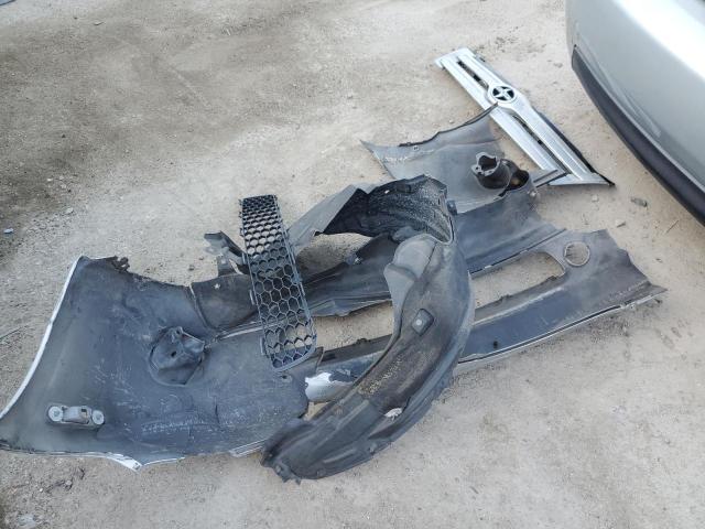 Photo 12 from auction – 2004 TOYOTA SCION XA with VIN JTKKT624240065756