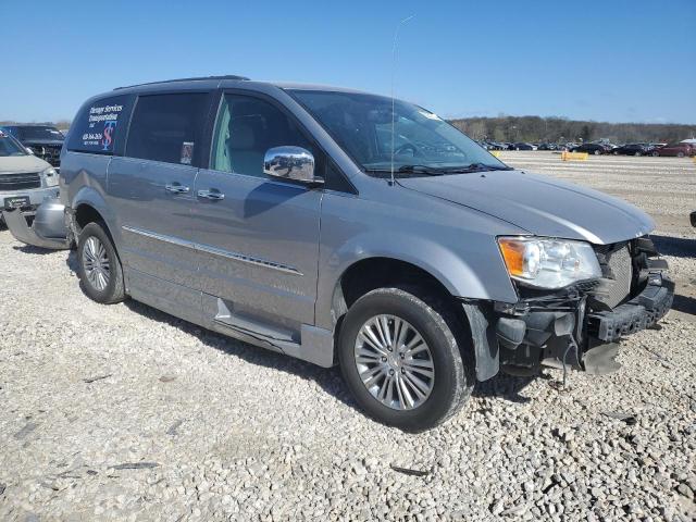 Photo 4 from auction – 2016 CHRYSLER TOWN & COU with VIN 2C7WC1CG9GR247259