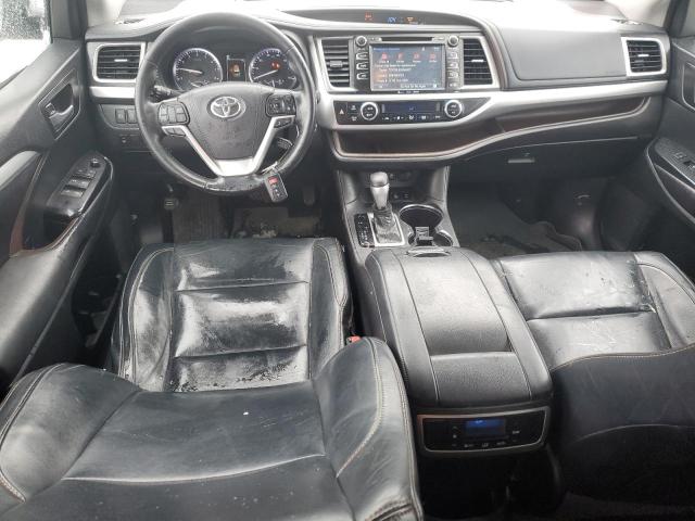 Photo 8 from auction – 2017 TOYOTA HIGHLANDER with VIN 5TDJZRFH9HS444935