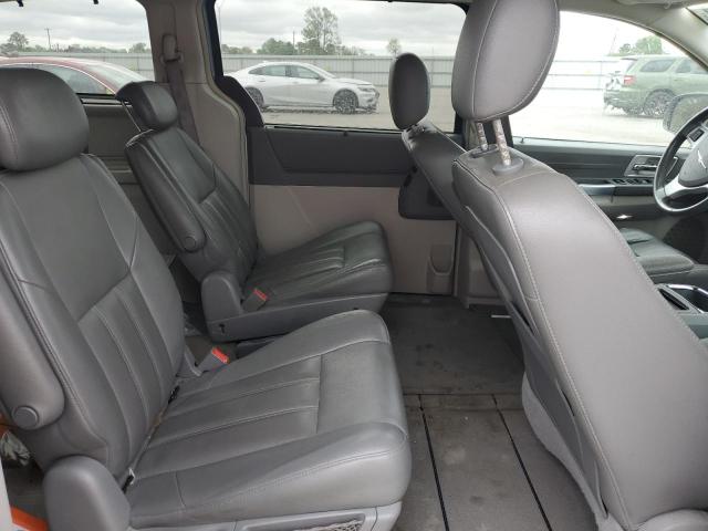 Photo 11 from auction – 2008 CHRYSLER TOWN & COU with VIN 2A8HR54P48R843996