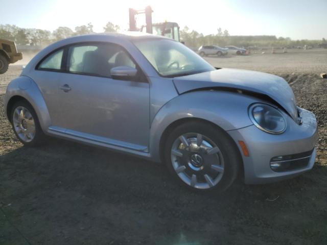 Photo 4 from auction – 2013 VOLKSWAGEN BEETLE with VIN 3VWJP7AT4DM601865