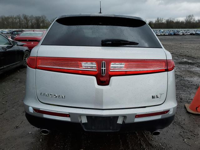 Photo 6 from auction – 2019 LINCOLN MKT with VIN 2LMHJ5NK0KBL00758