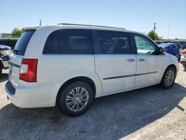 Photo 3 from auction – 2015 CHRYSLER TOWN & COU with VIN 2C4RC1CG3FR507132