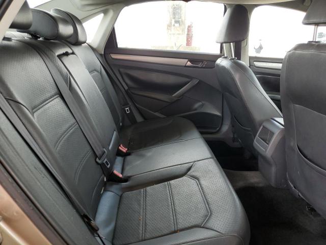 Photo 10 from auction – 2015 VOLKSWAGEN PASSAT S with VIN 1VWAT7A35FC040589