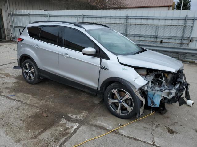 Photo 4 from auction – 2017 FORD ESCAPE SE with VIN 1FMCU9GD5HUD22034