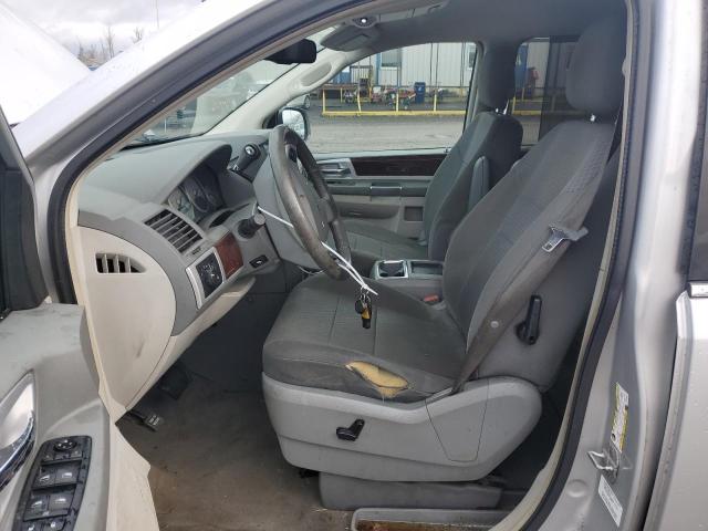 Photo 7 from auction – 2010 CHRYSLER TOWN & COU with VIN 2A4RR5DX5AR395327