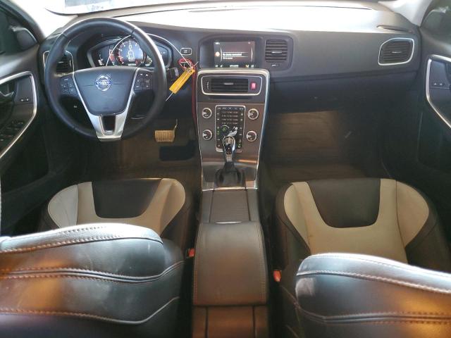 Photo 8 from auction – 2016 VOLVO V60 CROSS with VIN YV4612HK7G1011104