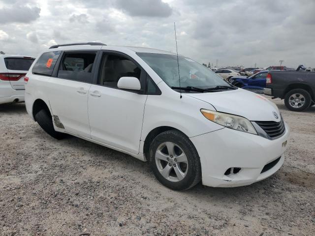 Photo 4 from auction – 2011 TOYOTA SIENNA LE with VIN 5TDKK3DCXBS051661