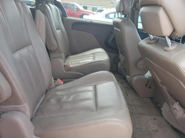 Photo 11 from auction – 2014 CHRYSLER TOWN & COU with VIN 2C4RC1CG0ER455456