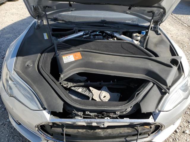 Photo 11 from auction – 2015 TESLA MODEL S with VIN 5YJSA1E47FF111839