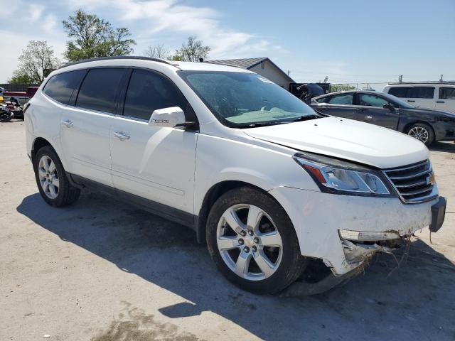 Photo 4 from auction – 2017 CHEVROLET TRAVERSE L with VIN 1GNKRGKD1HJ304815
