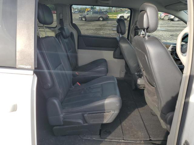 Photo 11 from auction – 2010 CHRYSLER TOWN & COU with VIN 2A4RR5D13AR279507