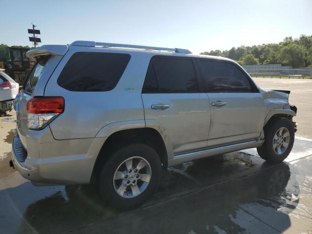Photo 3 from auction – 2010 TOYOTA 4RUNNER SR with VIN JTEBU5JR4A5031422