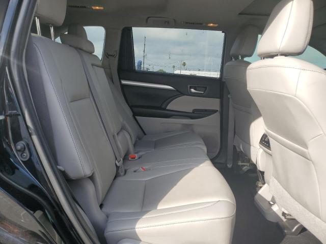 Photo 10 from auction – 2019 TOYOTA HIGHLANDER with VIN 5TDJZRFH2KS574224