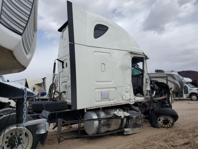 Photo 4 from auction – 2018 FREIGHTLINER CASCADIA 1 with VIN 3AKJHHDRXJSJR1332