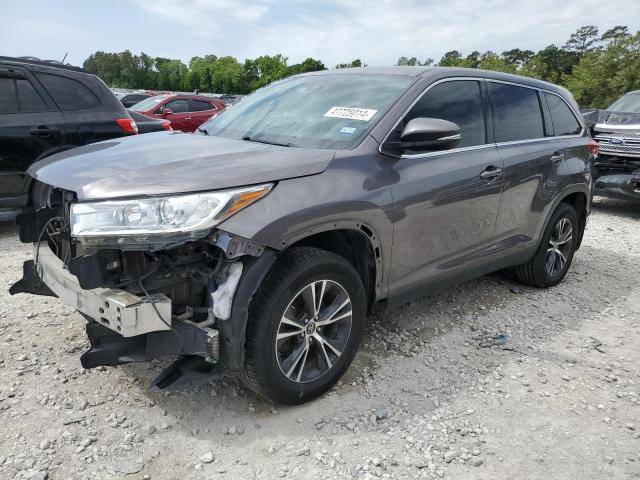 TOYOTA HIGHLANDER 2019 with VIN 5TDZZRFH7KS318826 - Photo from auction